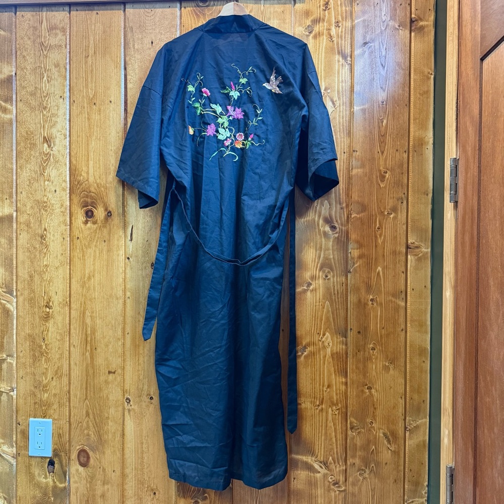 Vintage Black Morning Robe with Embroidery
